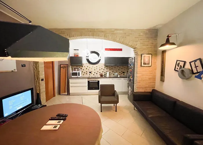 Incortedafabio Design Flat With Bikes